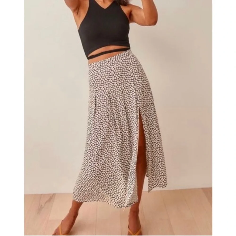 Reformation Maisie Midi Slit Pleated Skirt in Navy Floral